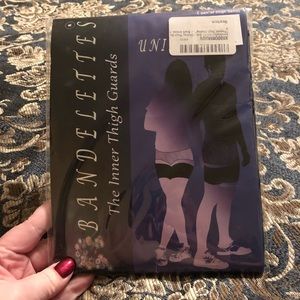 Bandelettes thigh guards black brand new